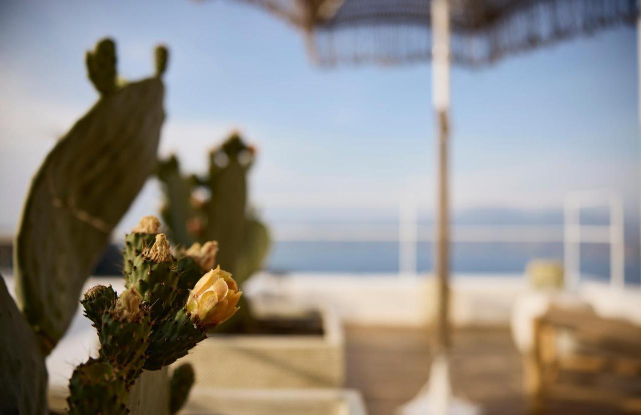 Niove Suites Milos Plaka  Exterior photo